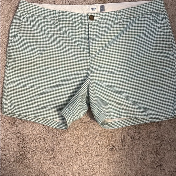Old Navy plaid shorts size 16 - Picture 1 of 2
